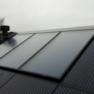 Deurne zonnecollector - Kyroof Indak - EigenEnergie.net